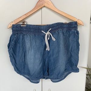 TARGET Shorts